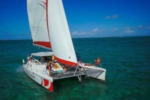 Escapada privada en catamarán a Île aux Cerfs