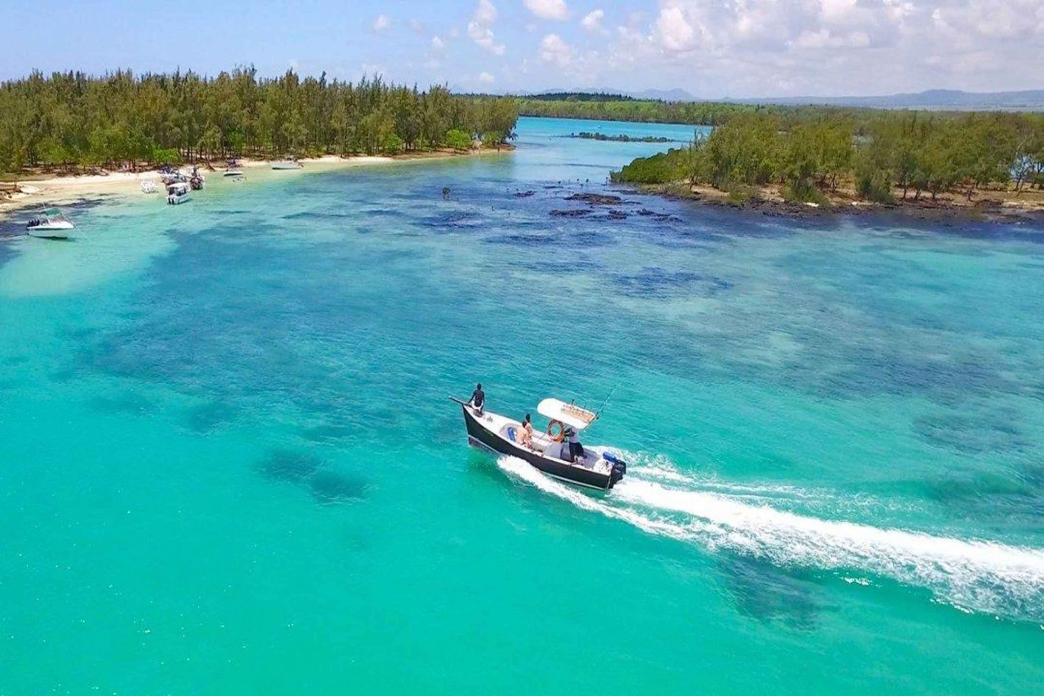 Motoscafo privato per l'isola di Bernache e le mangrovie di Mauritius