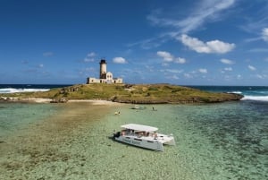 SouthEast Lagoon Discovery: on Power Catamaran(shared basis)