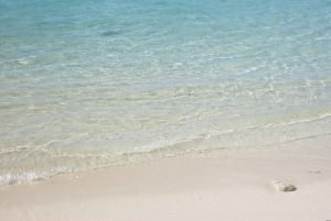 Grand Baie: prywatna wycieczka łodzią na trzy wyspy i grill na plaży