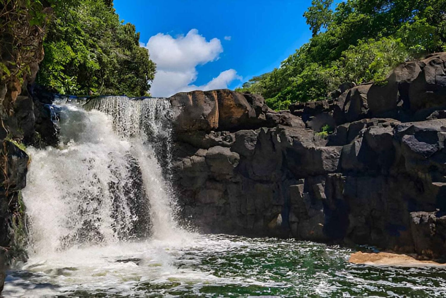 Trou d'Eau Douce: cruzeiro de catamarã até à Île aux Cerfs