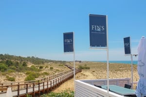 Fin's Restaurant and Beach Bar