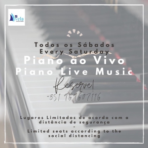 Live Piano Music at Restaurante A Vela