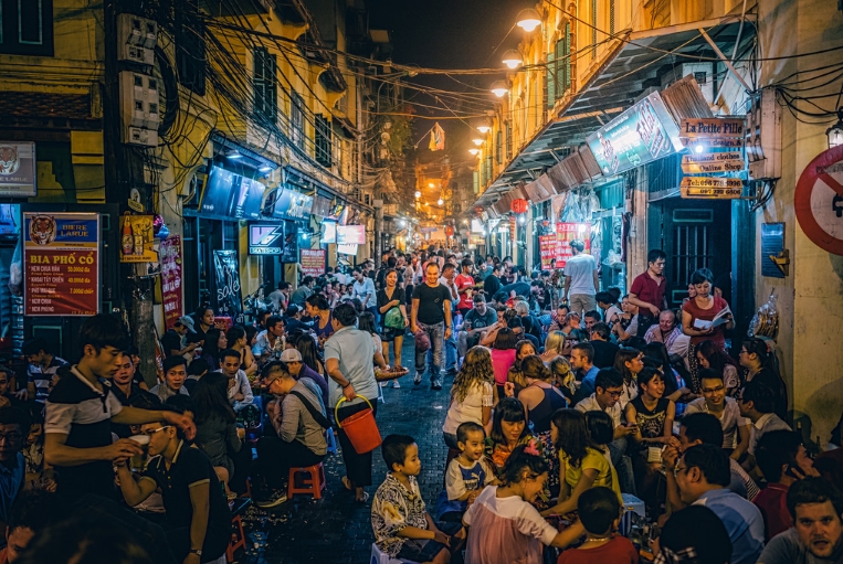 An alley of Hanoi 
