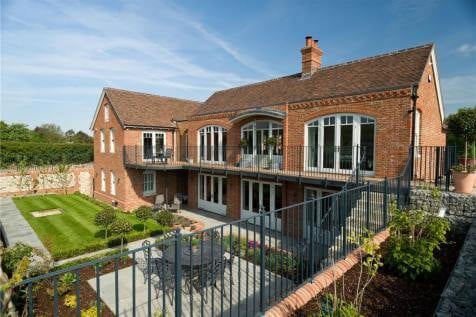 Property in Ditchling