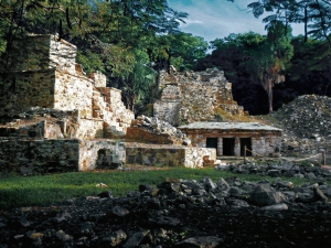 Zona Arqueológica de Muyil