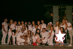Fiesta en barco All White Rockstar Cancún @ Noche