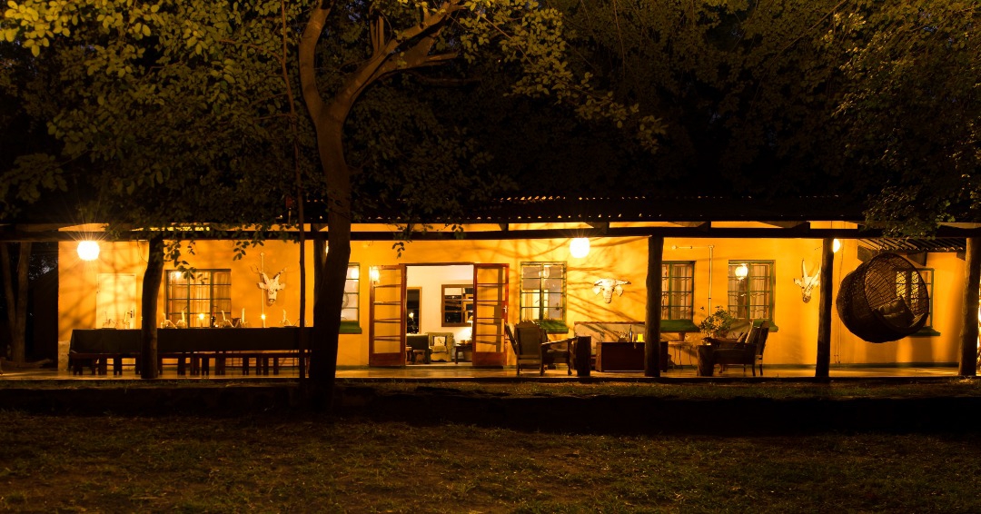  Chishakwe Safaris Hunter's House