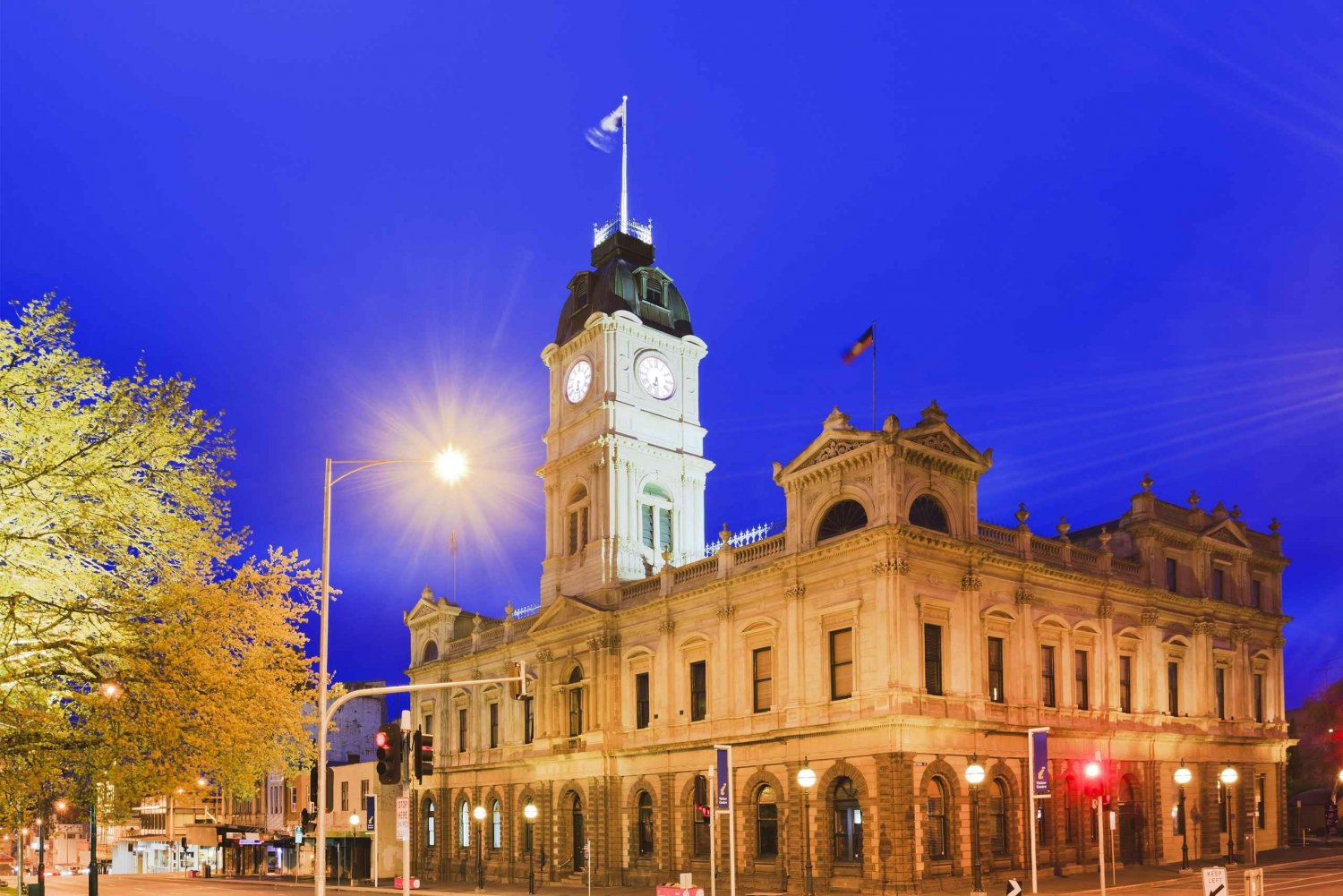 Melbourne: Private Ballarat & Sovereign Hill Gold Mine Tours