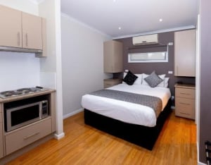 Airport Tourist Village Melbourne