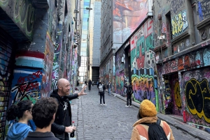 Tour de arte, callejuelas, salón recreativo y cultura