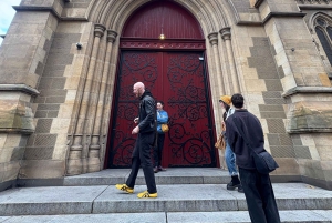 Tour de arte, callejuelas, salón recreativo y cultura