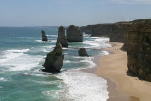 Australia's Great Ocean Road & 12 Apostles Full-Day Tour