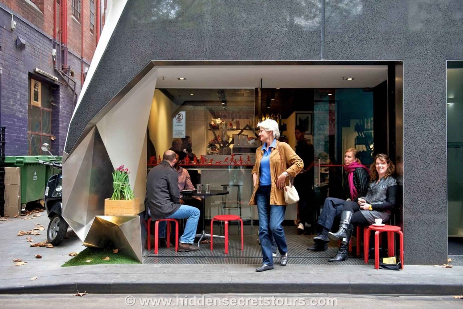 Passeggiata culturale nei caffè (solo per piccoli gruppi/max 8 partecipanti)