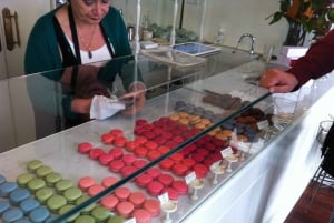 Melbourne: Cafe Culture Walk (small group/max 8 guests)