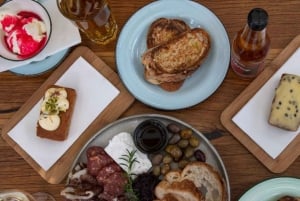 Déjeuner familial et Aigle du siège d'Arthurs pour 2 adultes et 2 enfants