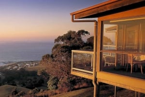 From Melbourne: 3-Day Great Ocean Road Tour with Lodging