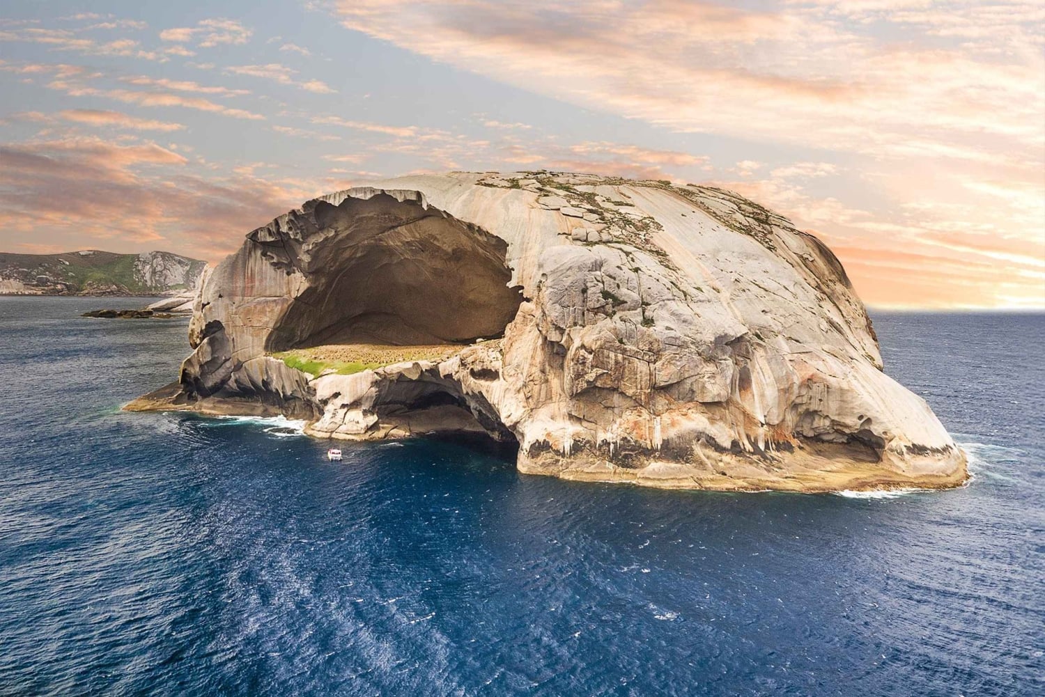 From Melbourne: 5-Day Victorian Alps & Gippsland Lakes Trip