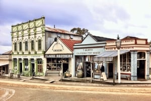 From Melbourne: Ballarat Wildlife Park & Sovereign Hill Tour