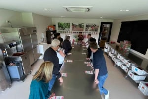 Melbourne: Yarra Valley Wine, Gin, and Chocolate Tour