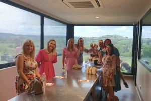 Melbourne: Yarra Valley Wine, Gin, Cheese & Chocolate Tour