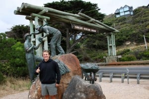 From Melbourne: Great Ocean Road & 12 Apostles Full-Day Tour