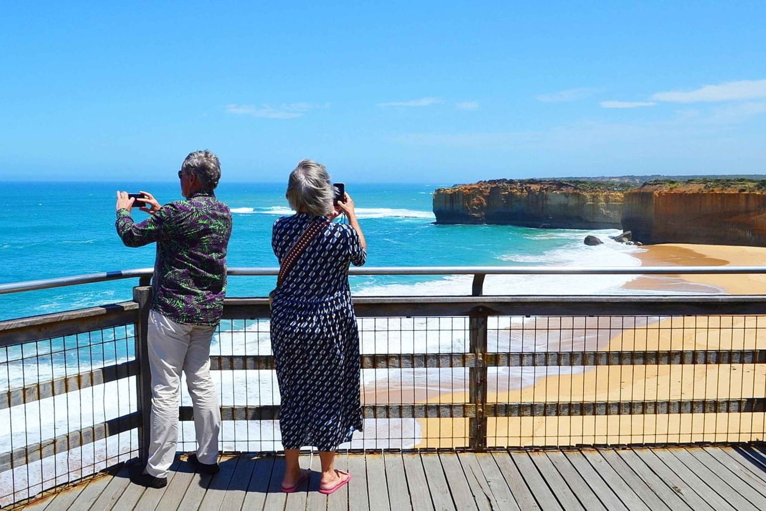 From Melbourne: Great Ocean Road Day Trip with Dinner