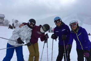 From Melbourne: Mt Hotham Snow and Skiing Full-Day Tour