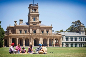 From Melbourne: Werribee Open Range Zoo & Werribee Mansion