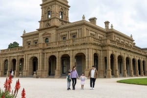 From Melbourne: Werribee Open Range Zoo & Werribee Mansion