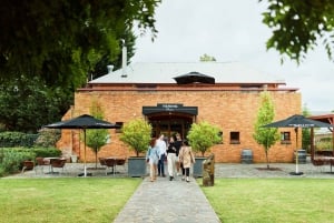 From Melbourne: Yarra Valley Hop-On-Hop-Off Bus Ticket