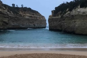 Great Ocean Road EXPRESS to 12Apostles first, scenic daytrip