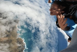 Great Ocean Road: Skydive over the Twelve Apostles