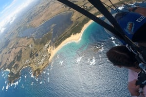 Great Ocean Road: Skydive over the Twelve Apostles
