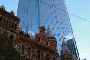 Melbourne 3-Hour Small Group Tour with Beach Boxes