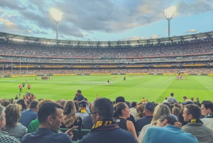Melbourne: AFL Game at Melbourne Cricket Ground
