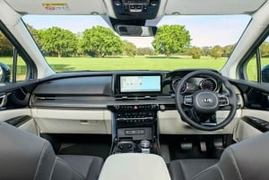 Melbourne Airport: 1-Way Melbourne Airport Private Transfer