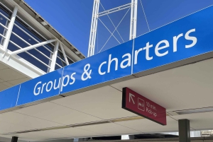 Melbourne: Airport Private Van Transfer to City