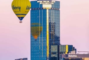 Melbourne: Balloon Flight at Sunrise with Breakfast