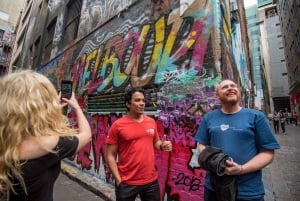 Melbourne: Bites & Sights Tour with Observation Deck Visit