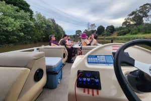 Melbourne: Boat Rental with BBQ and Drinks