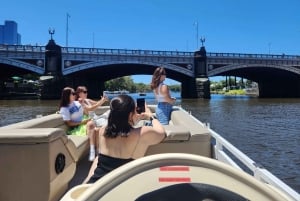Melbourne: Boat Rental with BBQ and Drinks