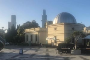 Melbourne: Botanic Gardens & Sports Precinct Walking Tour