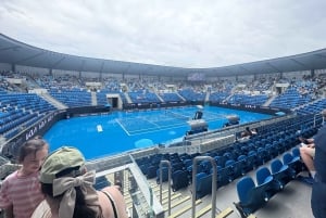 Melbourne: Botanic Gardens & Sports Precinct Walking Tour