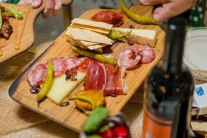 Melbourne: Bottomless Sangria & Tapas on Degraves Street