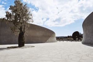 Melbourne/Mornington: Ancient Wine-Making & Cellar Doors