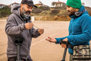 Melbourne: Brighton Beach Treasure Hunt and Coin Cleaning