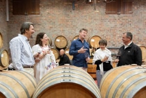 Melbourne: Full-Day Winemaker-Led Wine Tasting Tour