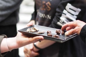 Melbourne: Guided Chocolate Walking Tour of the city