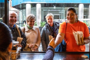Melbourne: Guided Walking and Foodie Tour